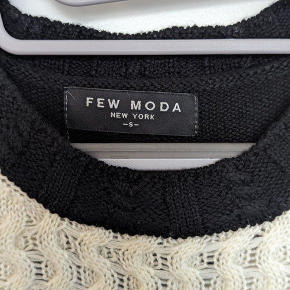Few Moda Cable Pattern Sweater | Black, White | Size S - Picture 4 of 8